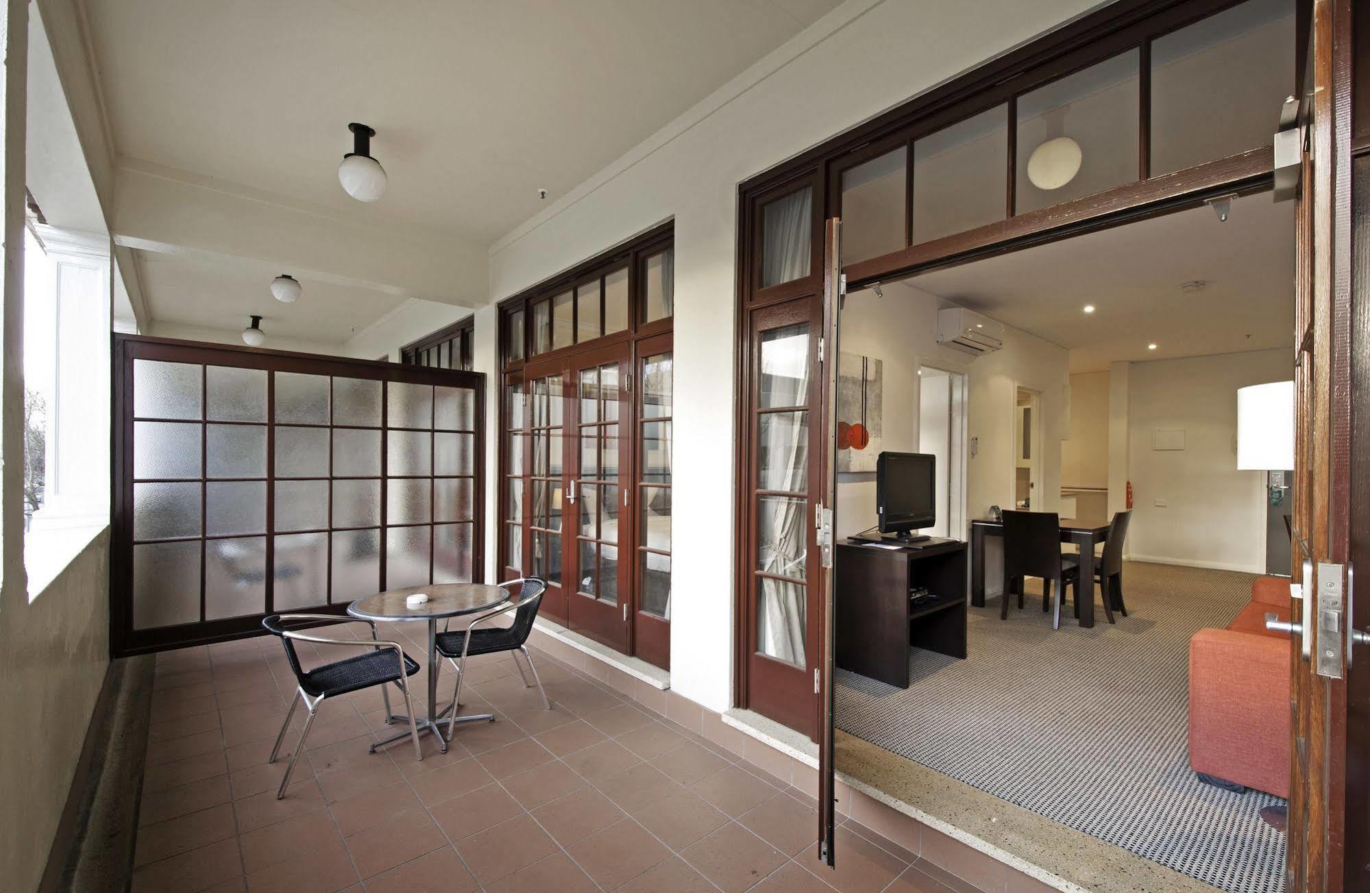 Quest Camberra Habitación foto